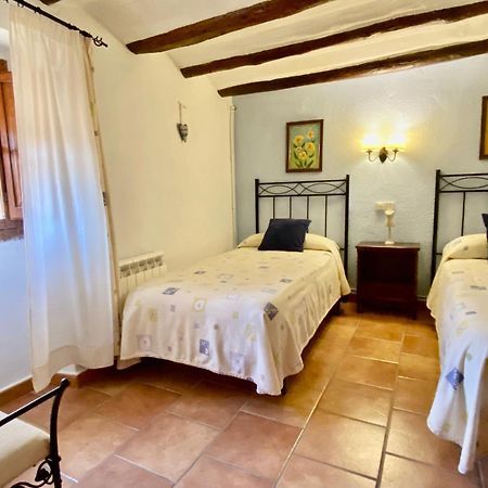 Casa Lola en Beceite rodeados de montañas y ríos Vila Exterior foto